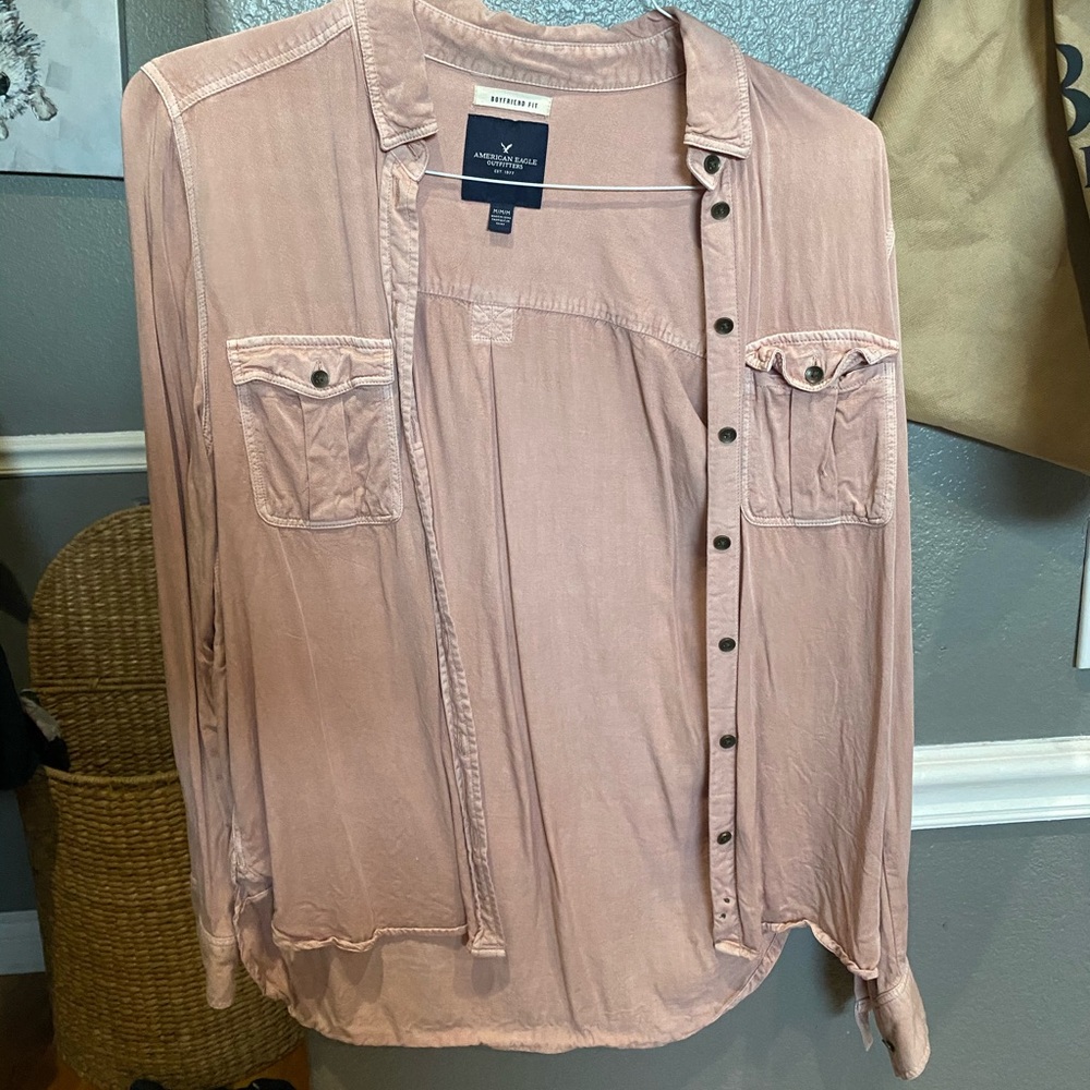 AE button up